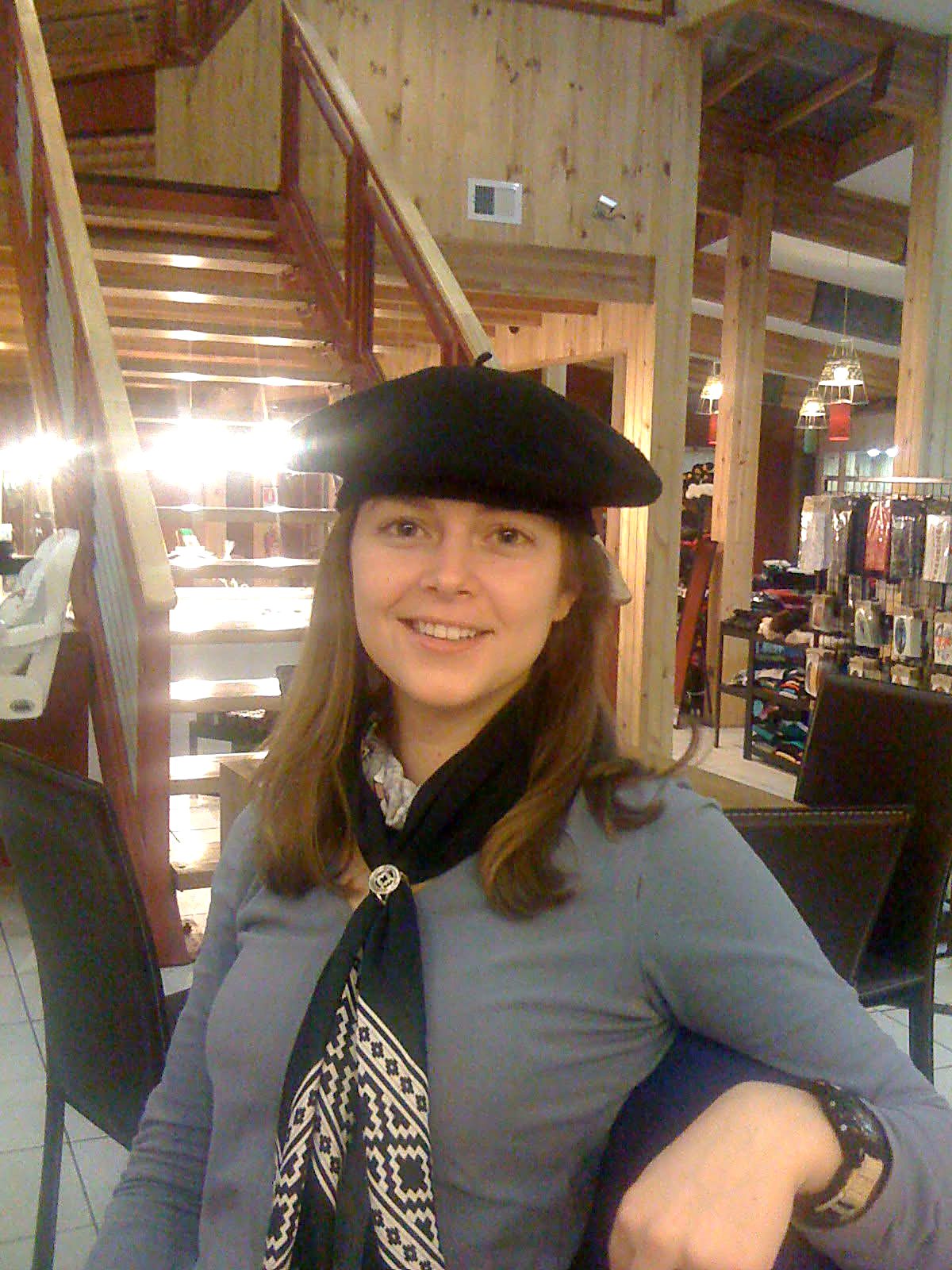 Alisha con boina patagona