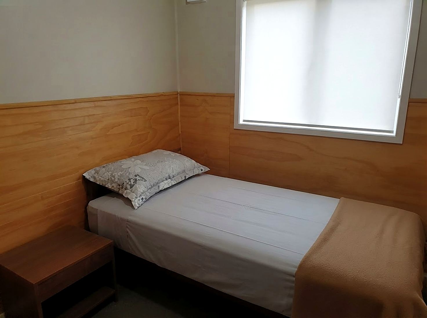 Dormitorio compartido con literas