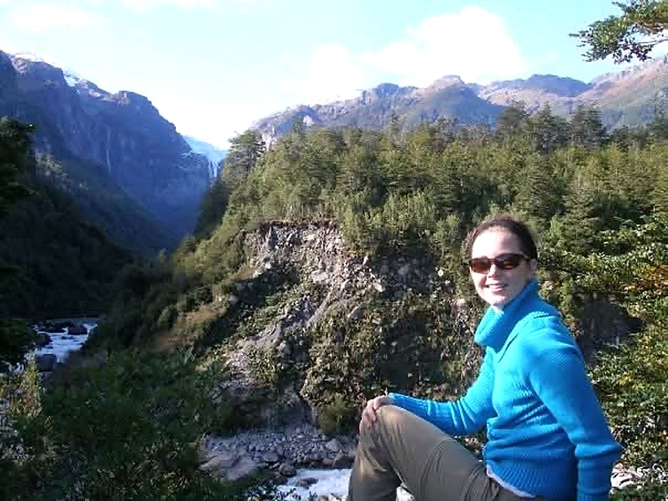 Montañas y bosque siempreverde